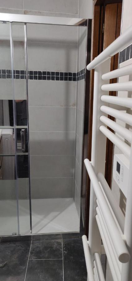 Detente - Appartement Et Poutres Apparentes Beziers Luaran gambar