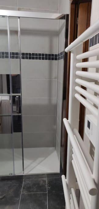 Detente - Appartement Et Poutres Apparentes Beziers Luaran gambar